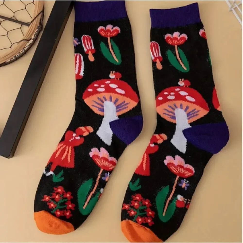NEW! Trendy Women's Mushroom Pattern Socks Popular Toadstool Print Retro Hippie